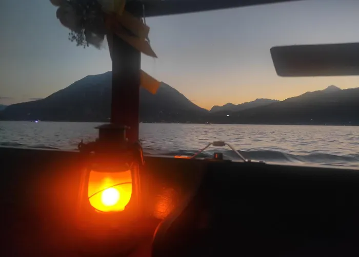 Dafni Nuovo Accogliente Funzionale In Centro Paese Апартаменты